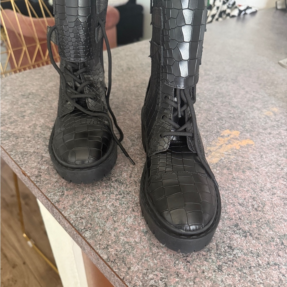 Black Crocodile Pattern Combat Boots